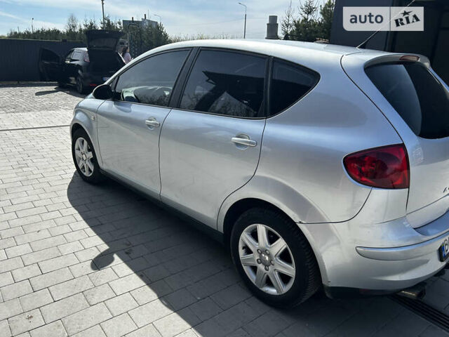 Сірий Сеат Altea, об'ємом двигуна 1.9 л та пробігом 240 тис. км за 5500 $, фото 7 на Automoto.ua