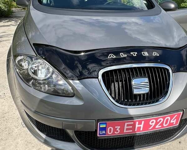 Сірий Сеат Altea, об'ємом двигуна 1.6 л та пробігом 133 тис. км за 6800 $, фото 25 на Automoto.ua