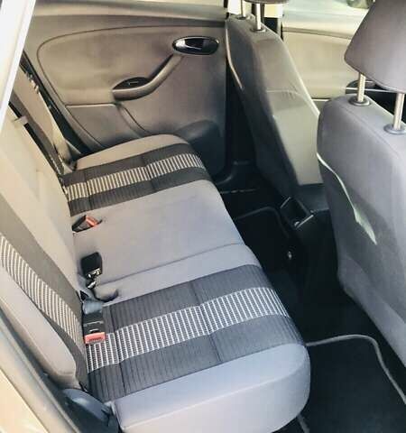 Сірий Сеат Altea, об'ємом двигуна 1.97 л та пробігом 243 тис. км за 6200 $, фото 2 на Automoto.ua