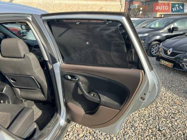 Сірий Сеат Altea, об'ємом двигуна 2 л та пробігом 282 тис. км за 6399 $, фото 17 на Automoto.ua