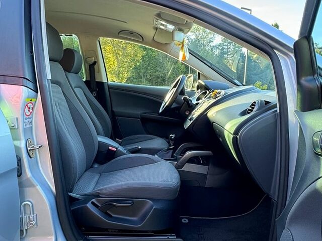 Сеат Алтеа 2008 в Решетиловке на Automoto.ua Серый Сеат Алтеа, объемом двигателя 1.4 л и пробегом 198 тыс. км за 6450 $, фото 8 на Automoto.ua