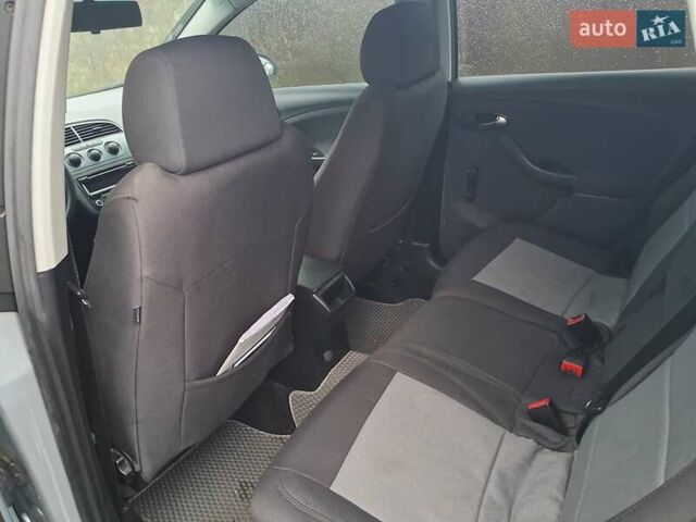 Серый Сеат Алтеа, объемом двигателя 1.6 л и пробегом 226 тыс. км за 5800 $, фото 1 на Automoto.ua