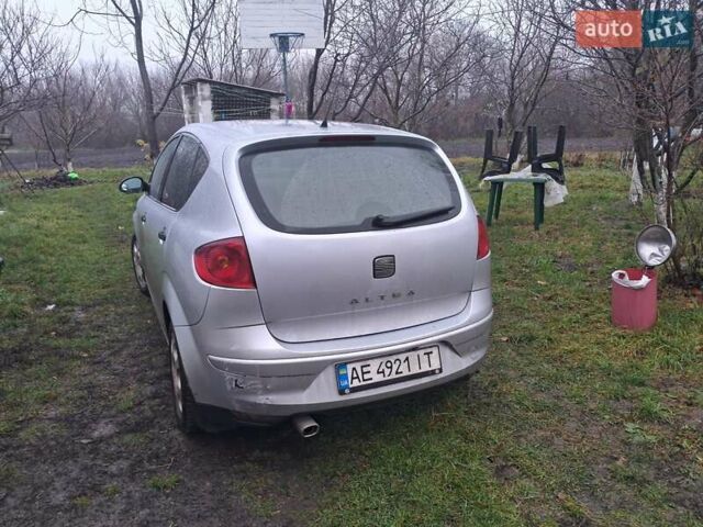 Серый Сеат Алтеа, объемом двигателя 1.6 л и пробегом 226 тыс. км за 5800 $, фото 2 на Automoto.ua
