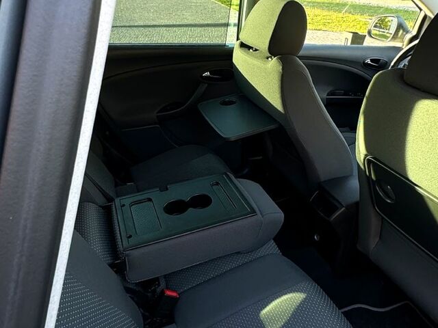 Сеат Алтеа 2008 в Решетиловке на Automoto.ua Серый Сеат Алтеа, объемом двигателя 1.4 л и пробегом 198 тыс. км за 6450 $, фото 9 на Automoto.ua