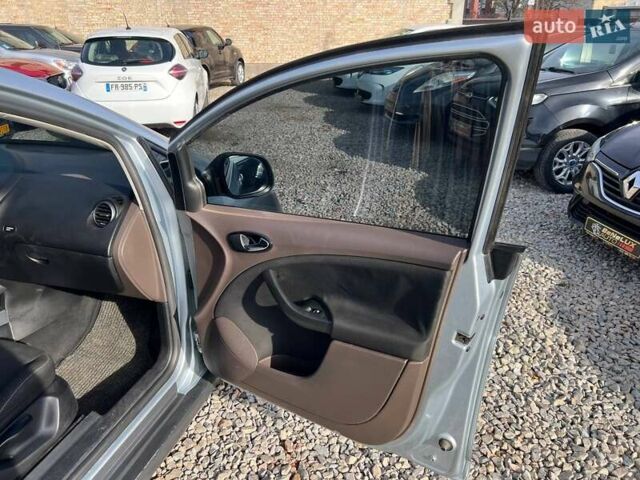 Сірий Сеат Altea, об'ємом двигуна 2 л та пробігом 282 тис. км за 6399 $, фото 14 на Automoto.ua