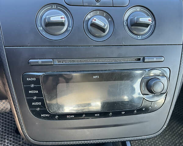 Серый Сеат Алтеа, объемом двигателя 1.4 л и пробегом 249 тыс. км за 4999 $, фото 7 на Automoto.ua