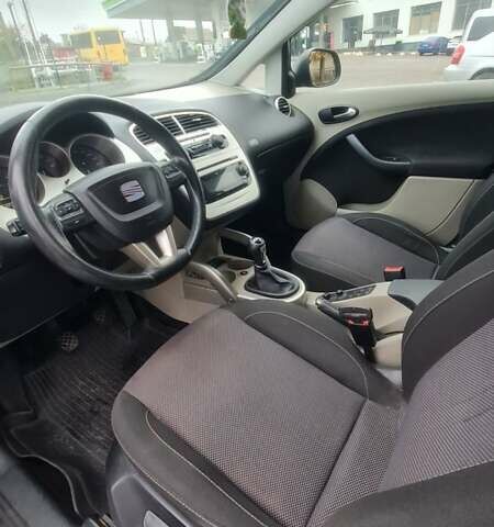 Серый Сеат Алтеа, объемом двигателя 1.8 л и пробегом 225 тыс. км за 6500 $, фото 1 на Automoto.ua