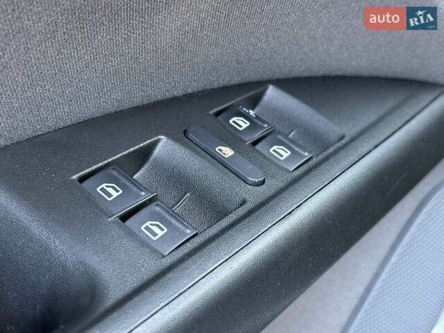 Серый Сеат Алтеа, объемом двигателя 1.8 л и пробегом 164 тыс. км за 7450 $, фото 27 на Automoto.ua