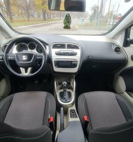 Серый Сеат Алтеа, объемом двигателя 1.8 л и пробегом 225 тыс. км за 6500 $, фото 14 на Automoto.ua