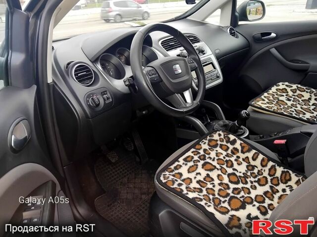 Сірий Сеат Altea, об'ємом двигуна 2 л та пробігом 165 тис. км за 6800 $, фото 7 на Automoto.ua