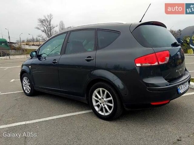 Сірий Сеат Altea, об'ємом двигуна 1.4 л та пробігом 166 тис. км за 5800 $, фото 2 на Automoto.ua