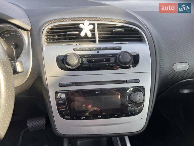 Серый Сеат Алтеа, объемом двигателя 1.8 л и пробегом 197 тыс. км за 7350 $, фото 17 на Automoto.ua