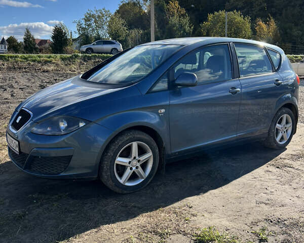 Серый Сеат Алтеа, объемом двигателя 1.4 л и пробегом 249 тыс. км за 4999 $, фото 1 на Automoto.ua