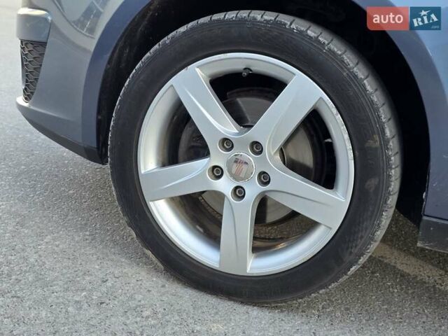 Сірий Сеат Altea, об'ємом двигуна 1.8 л та пробігом 208 тис. км за 7499 $, фото 27 на Automoto.ua