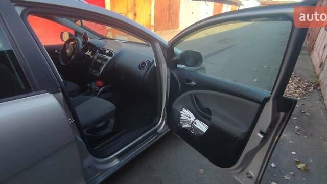 Серый Сеат Алтеа, объемом двигателя 1.6 л и пробегом 238 тыс. км за 7100 $, фото 12 на Automoto.ua