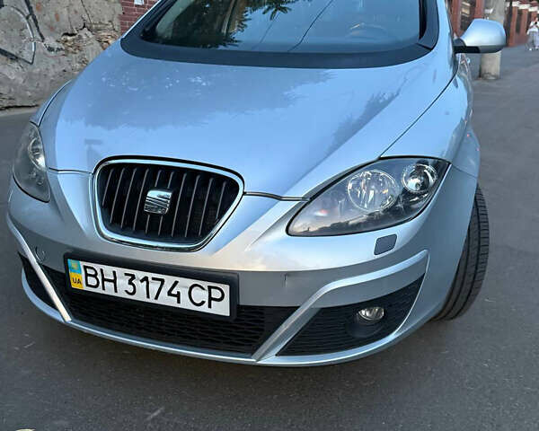 Серый Сеат Алтеа, объемом двигателя 1.8 л и пробегом 85 тыс. км за 8200 $, фото 3 на Automoto.ua