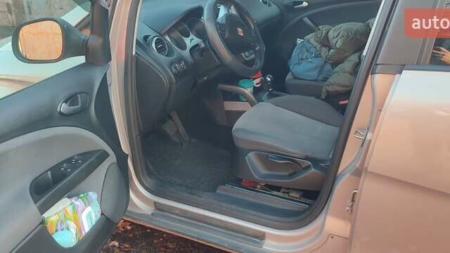 Серый Сеат Алтеа, объемом двигателя 1.6 л и пробегом 238 тыс. км за 7100 $, фото 4 на Automoto.ua