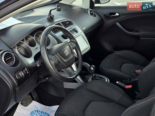 Сірий Сеат Altea, об'ємом двигуна 1.8 л та пробігом 208 тис. км за 7499 $, фото 17 на Automoto.ua