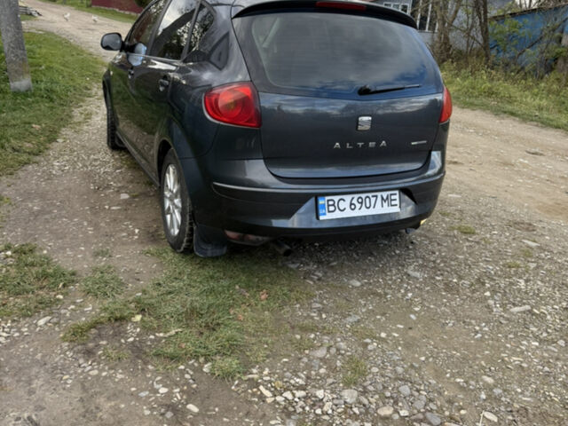 Сірий Сеат Altea, об'ємом двигуна 1.6 л та пробігом 268 тис. км за 7100 $, фото 23 на Automoto.ua