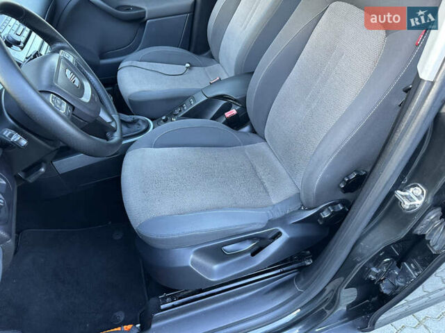 Сірий Сеат Altea, об'ємом двигуна 1.4 л та пробігом 179 тис. км за 5999 $, фото 70 на Automoto.ua