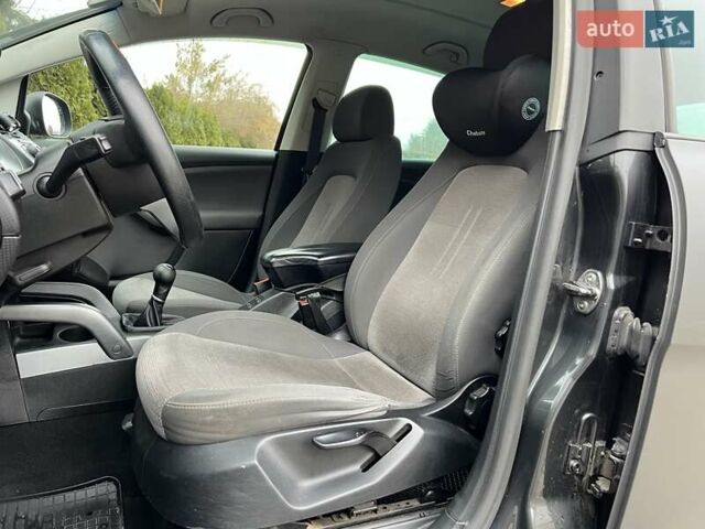 Сірий Сеат Altea, об'ємом двигуна 1.6 л та пробігом 294 тис. км за 5990 $, фото 8 на Automoto.ua