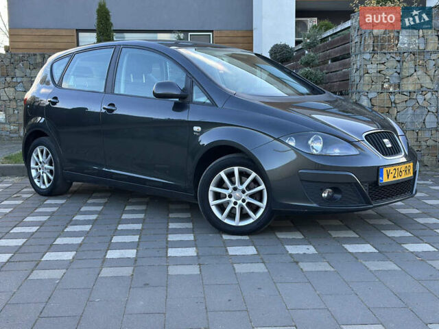 Сірий Сеат Altea, об'ємом двигуна 1.4 л та пробігом 179 тис. км за 5999 $, фото 23 на Automoto.ua