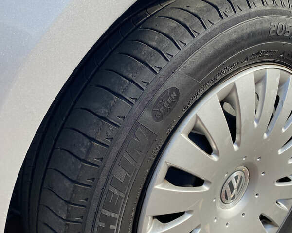 Сірий Сеат Altea, об'ємом двигуна 1.6 л та пробігом 252 тис. км за 6900 $, фото 22 на Automoto.ua