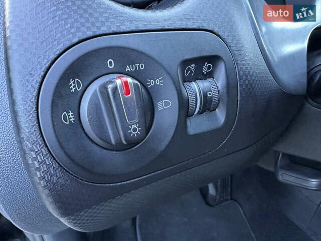 Сірий Сеат Altea, об'ємом двигуна 1.4 л та пробігом 179 тис. км за 5999 $, фото 71 на Automoto.ua