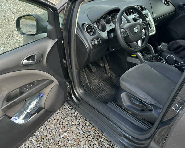 Сеат Altea 2011 у Львові на Automoto.ua Сірий Сеат Altea, об'ємом двигуна 1.6 л та пробігом 290 тис. км за 7100 $, фото 17 на Automoto.ua