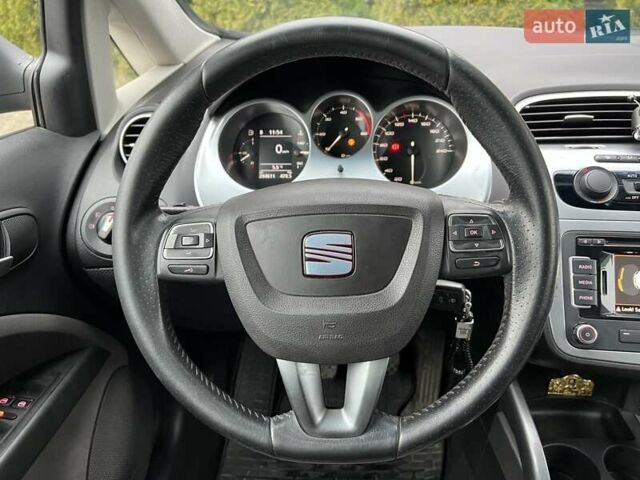 Сірий Сеат Altea, об'ємом двигуна 1.6 л та пробігом 294 тис. км за 5990 $, фото 13 на Automoto.ua