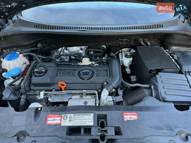 Сірий Сеат Altea, об'ємом двигуна 1.4 л та пробігом 179 тис. км за 5999 $, фото 103 на Automoto.ua