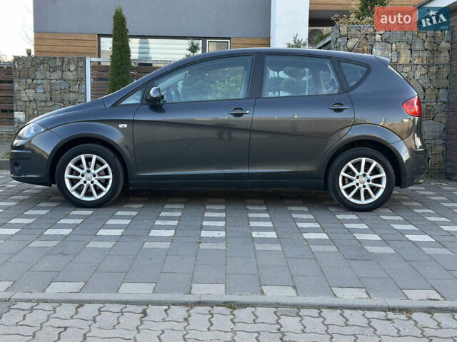 Сірий Сеат Altea, об'ємом двигуна 1.4 л та пробігом 179 тис. км за 5999 $, фото 60 на Automoto.ua