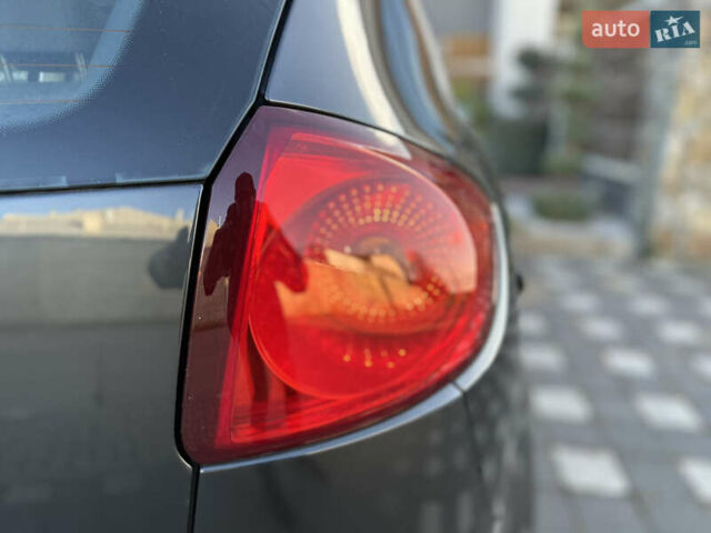 Сірий Сеат Altea, об'ємом двигуна 1.4 л та пробігом 179 тис. км за 5999 $, фото 54 на Automoto.ua