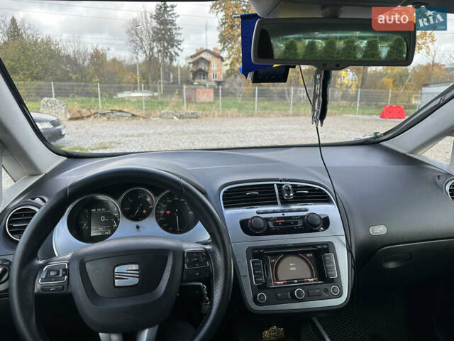 Сеат Altea 2011 у Львові на Automoto.ua Сірий Сеат Altea, об'ємом двигуна 1.6 л та пробігом 290 тис. км за 7100 $, фото 22 на Automoto.ua