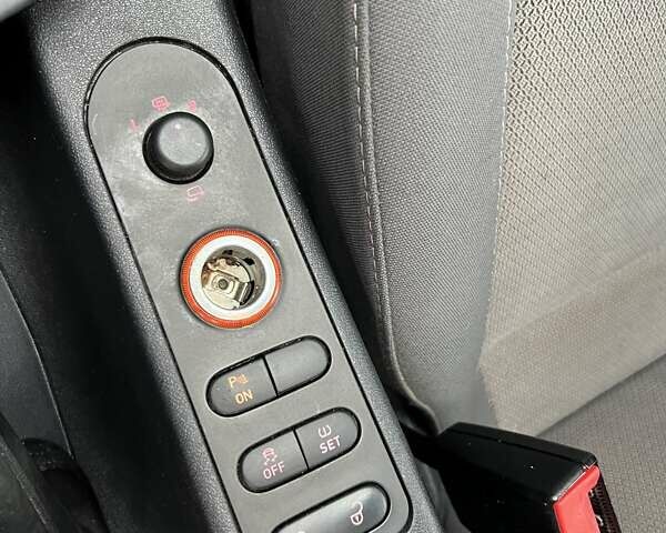 Сірий Сеат Altea, об'ємом двигуна 1.6 л та пробігом 294 тис. км за 5990 $, фото 20 на Automoto.ua