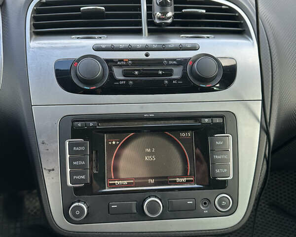 Сеат Altea 2011 у Львові на Automoto.ua Сірий Сеат Altea, об'ємом двигуна 1.6 л та пробігом 290 тис. км за 7100 $, фото 19 на Automoto.ua