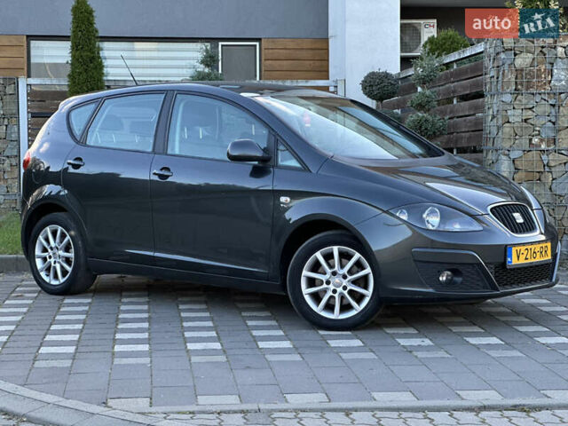 Сірий Сеат Altea, об'ємом двигуна 1.4 л та пробігом 179 тис. км за 5999 $, фото 20 на Automoto.ua