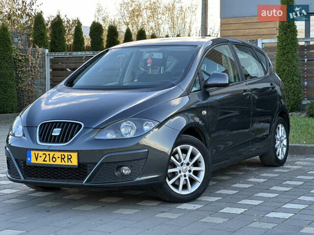 Сірий Сеат Altea, об'ємом двигуна 1.4 л та пробігом 179 тис. км за 5999 $, фото 33 на Automoto.ua