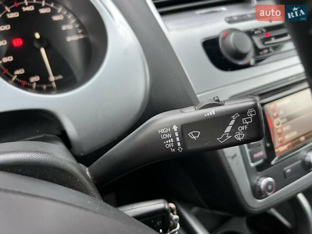 Сірий Сеат Altea, об'ємом двигуна 1.6 л та пробігом 294 тис. км за 5990 $, фото 17 на Automoto.ua