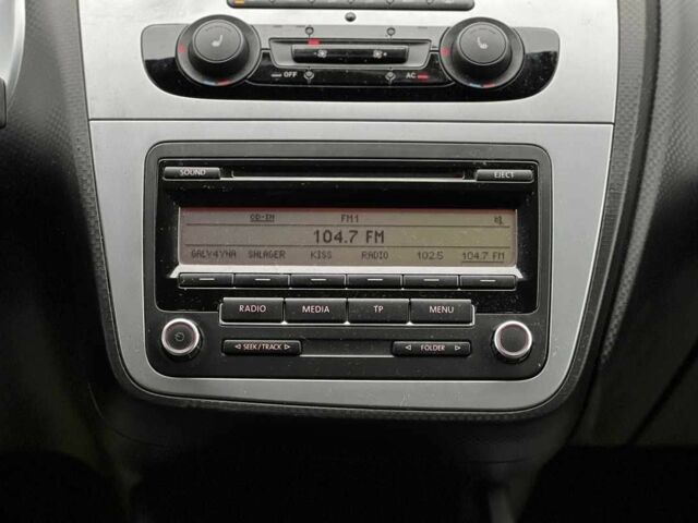 Сеат Altea 2011 у Львові на Automoto.ua Сірий Сеат Altea, об'ємом двигуна 1.4 л та пробігом 190 тис. км за 6999 $, фото 17 на Automoto.ua