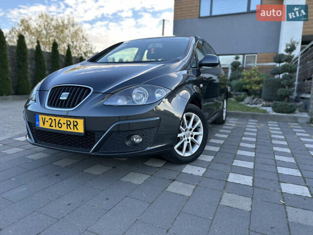 Сірий Сеат Altea, об'ємом двигуна 1.4 л та пробігом 179 тис. км за 5999 $, фото 36 на Automoto.ua
