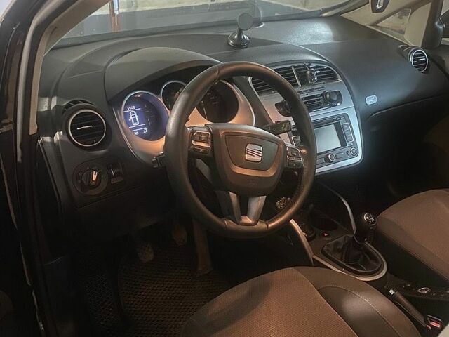 Сірий Сеат Altea, об'ємом двигуна 1.6 л та пробігом 308 тис. км за 7800 $, фото 9 на Automoto.ua