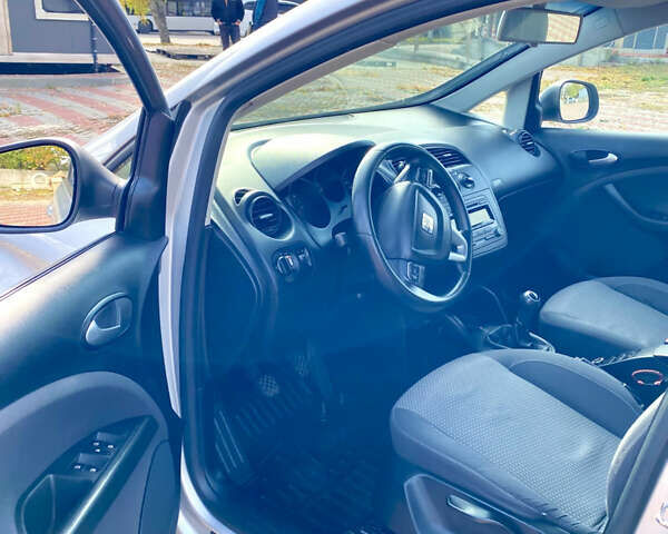 Сірий Сеат Altea, об'ємом двигуна 1.6 л та пробігом 252 тис. км за 6900 $, фото 11 на Automoto.ua