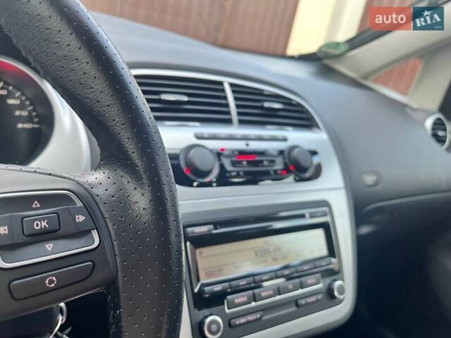 Сірий Сеат Altea, об'ємом двигуна 0 л та пробігом 159 тис. км за 6750 $, фото 29 на Automoto.ua