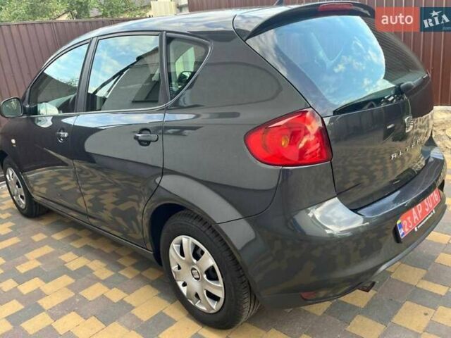 Сірий Сеат Altea, об'ємом двигуна 0 л та пробігом 159 тис. км за 6750 $, фото 4 на Automoto.ua