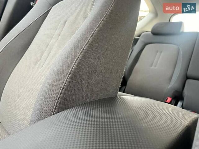 Сірий Сеат Altea, об'ємом двигуна 0 л та пробігом 159 тис. км за 6750 $, фото 25 на Automoto.ua