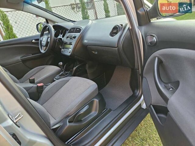 Сірий Сеат Altea, об'ємом двигуна 1.6 л та пробігом 217 тис. км за 6699 $, фото 49 на Automoto.ua