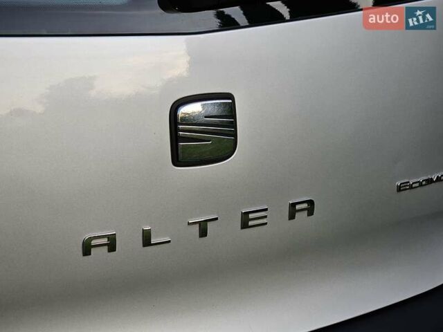 Сірий Сеат Altea, об'ємом двигуна 1.6 л та пробігом 217 тис. км за 6699 $, фото 32 на Automoto.ua