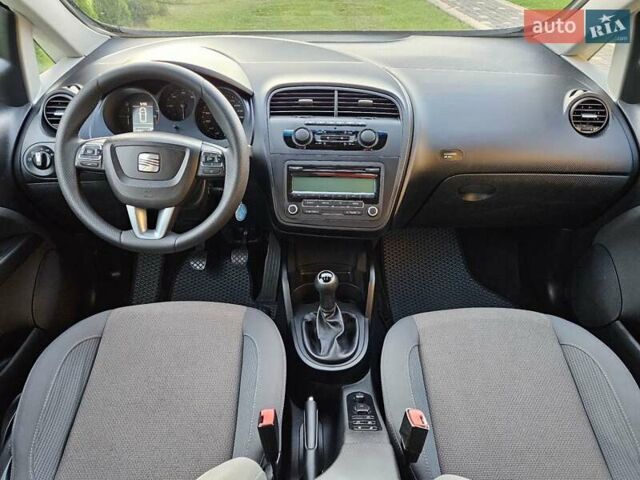 Серый Сеат Алтеа, объемом двигателя 1.6 л и пробегом 217 тыс. км за 6750 $, фото 56 на Automoto.ua