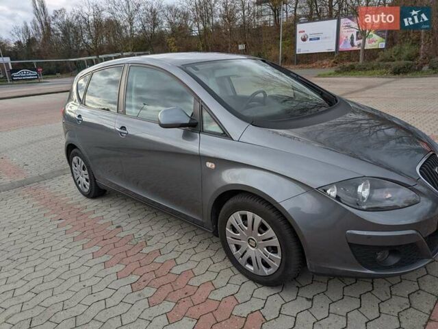 Серый Сеат Алтеа, объемом двигателя 1.6 л и пробегом 144 тыс. км за 10600 $, фото 2 на Automoto.ua